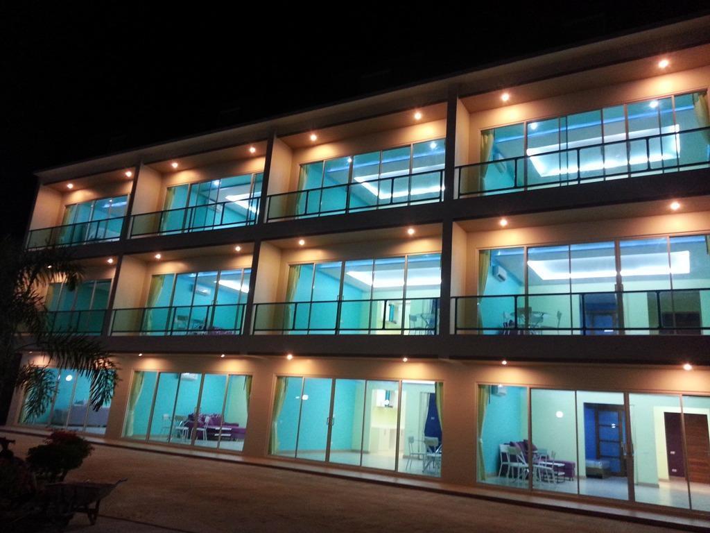 Condor Apartment Nai Harn 外观 照片
